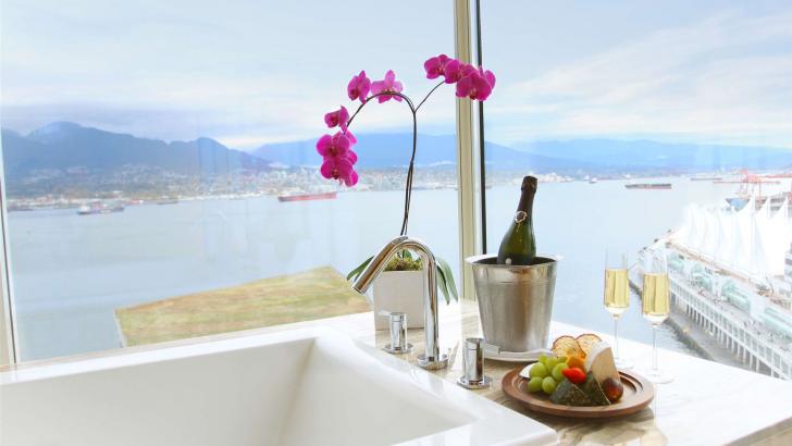 Fairmont Pacific Rim luxe hotel deals