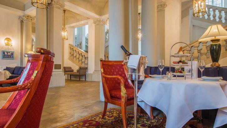 Hotel Taschenbergpalais Kempinski Dresden luxe hotel deals