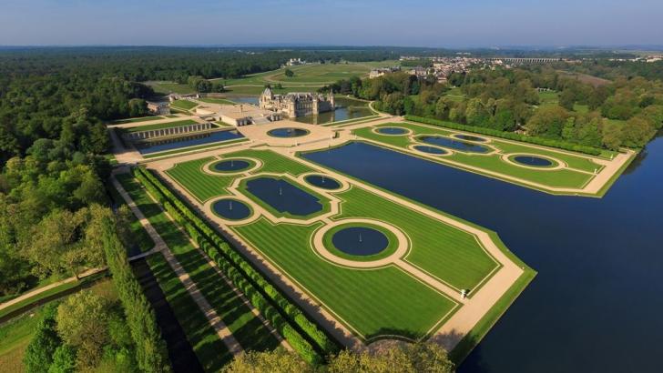 Auberge du Jeu de Paume, Chantilly, Relais & Chateaux luxe hotel deals