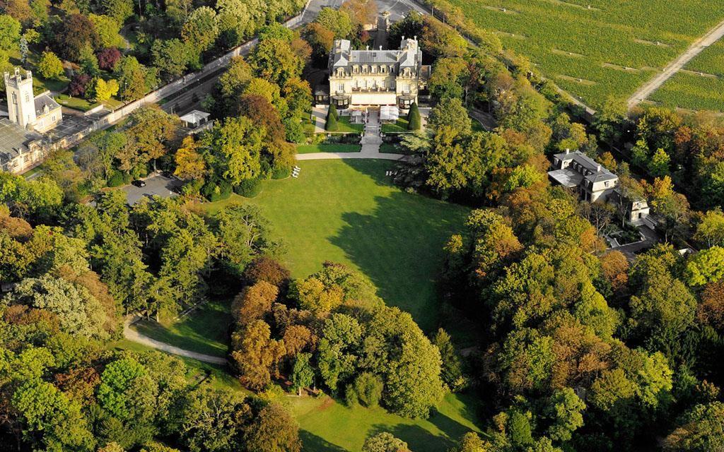 Chateau les Crayeres luxe hotel deals