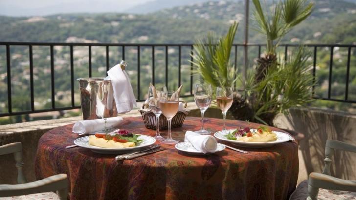 Hotel le Saint Paul luxe hotel deals