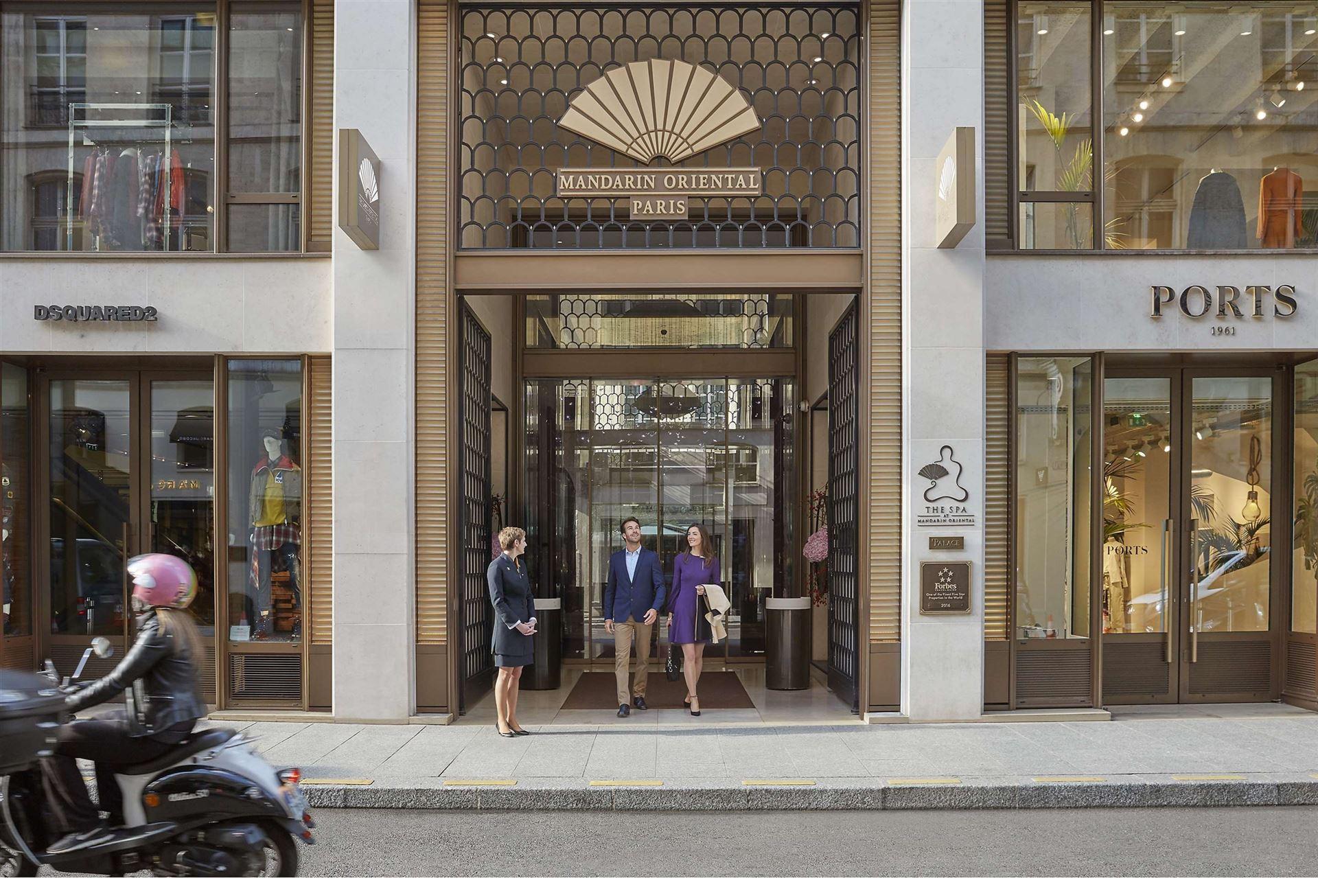 Mandarin Oriental Paris luxe hotel deals