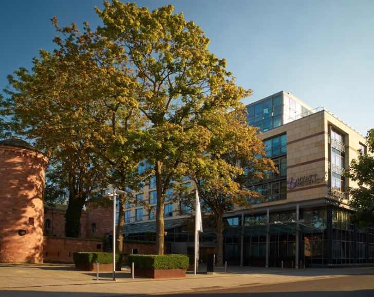 Hyatt Regency Mainz luxe hotel deals