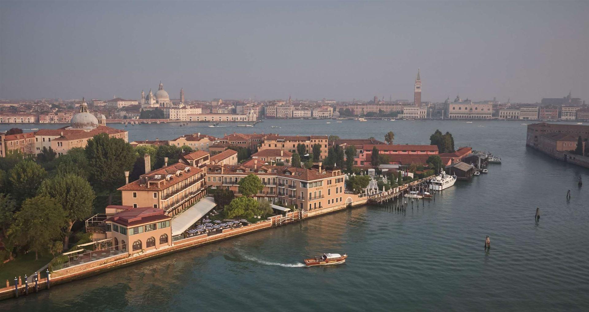 Belmond Hotel Cipriani luxe hotel deals