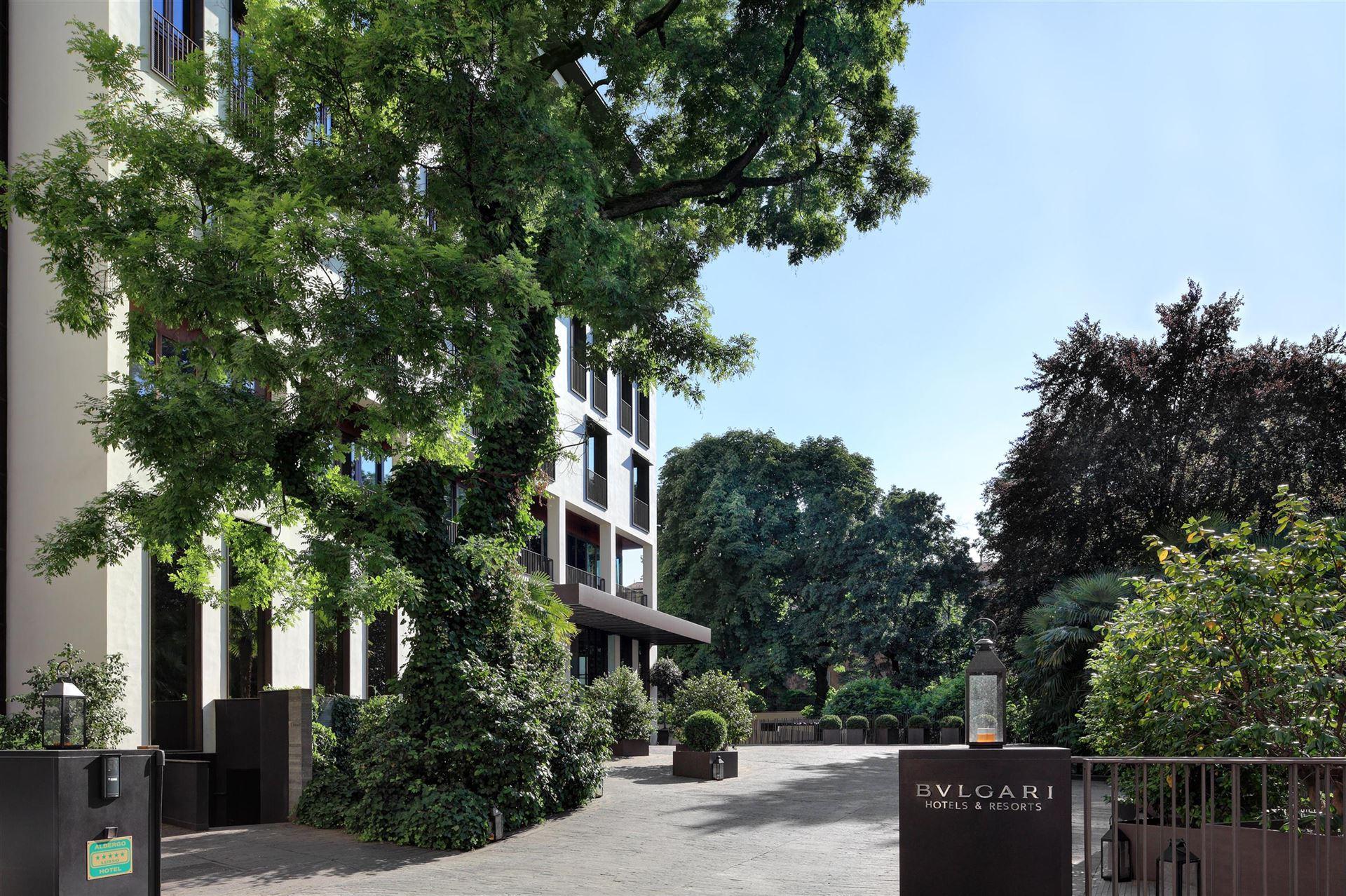 Bulgari Hotel Milano luxe hotel deals