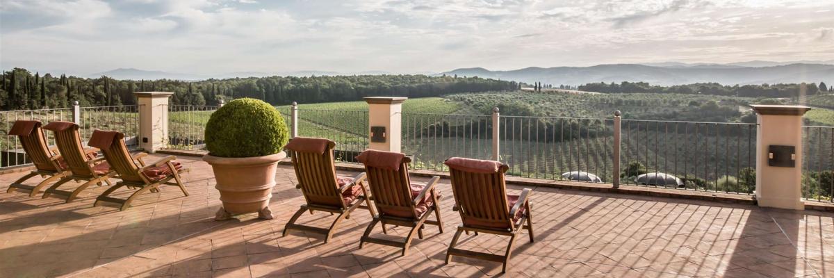 COMO Castello del Nero luxe hotel deals