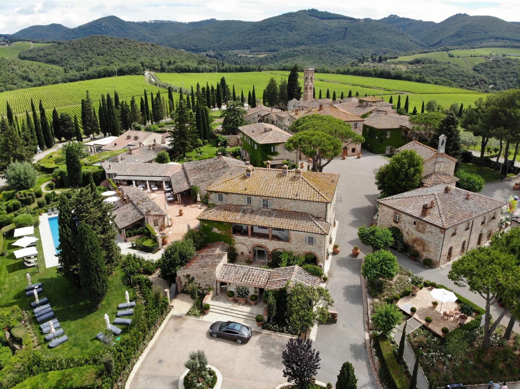 Hotel Borgo San Felice luxe hotel deals