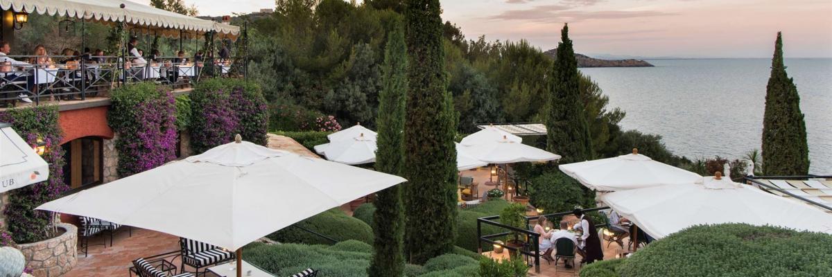 Hotel Il Pellicano luxe hotel deals