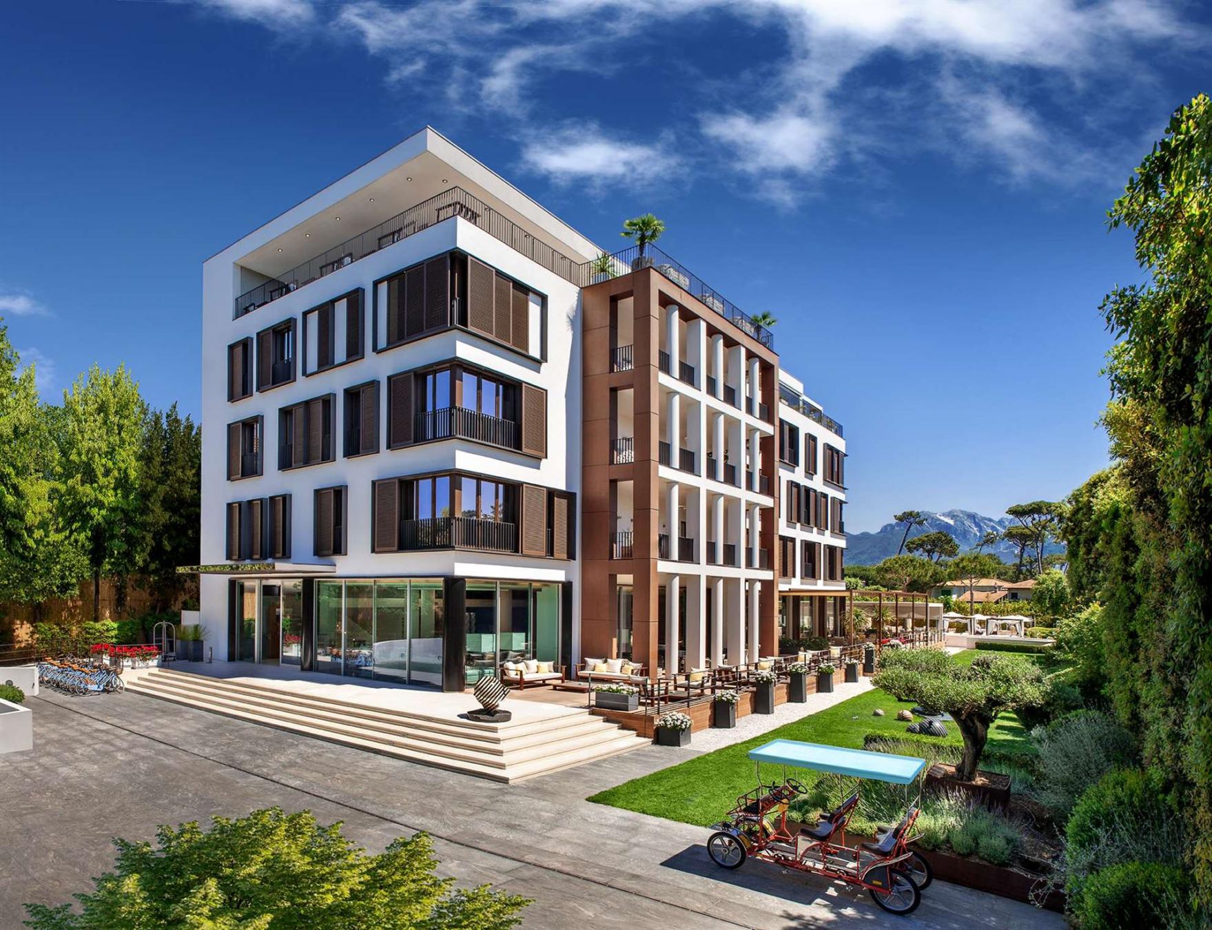 Principe Forte dei Marmi luxe hotel deals