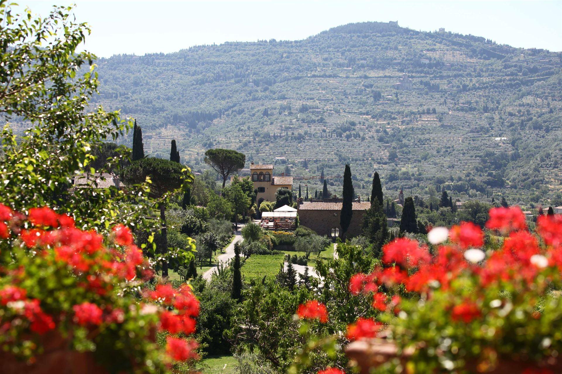 Relais IL Falconiere & Spa luxe hotel deals