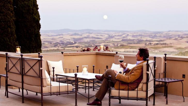 Rosewood Castiglion del Bosco luxe hotel deals