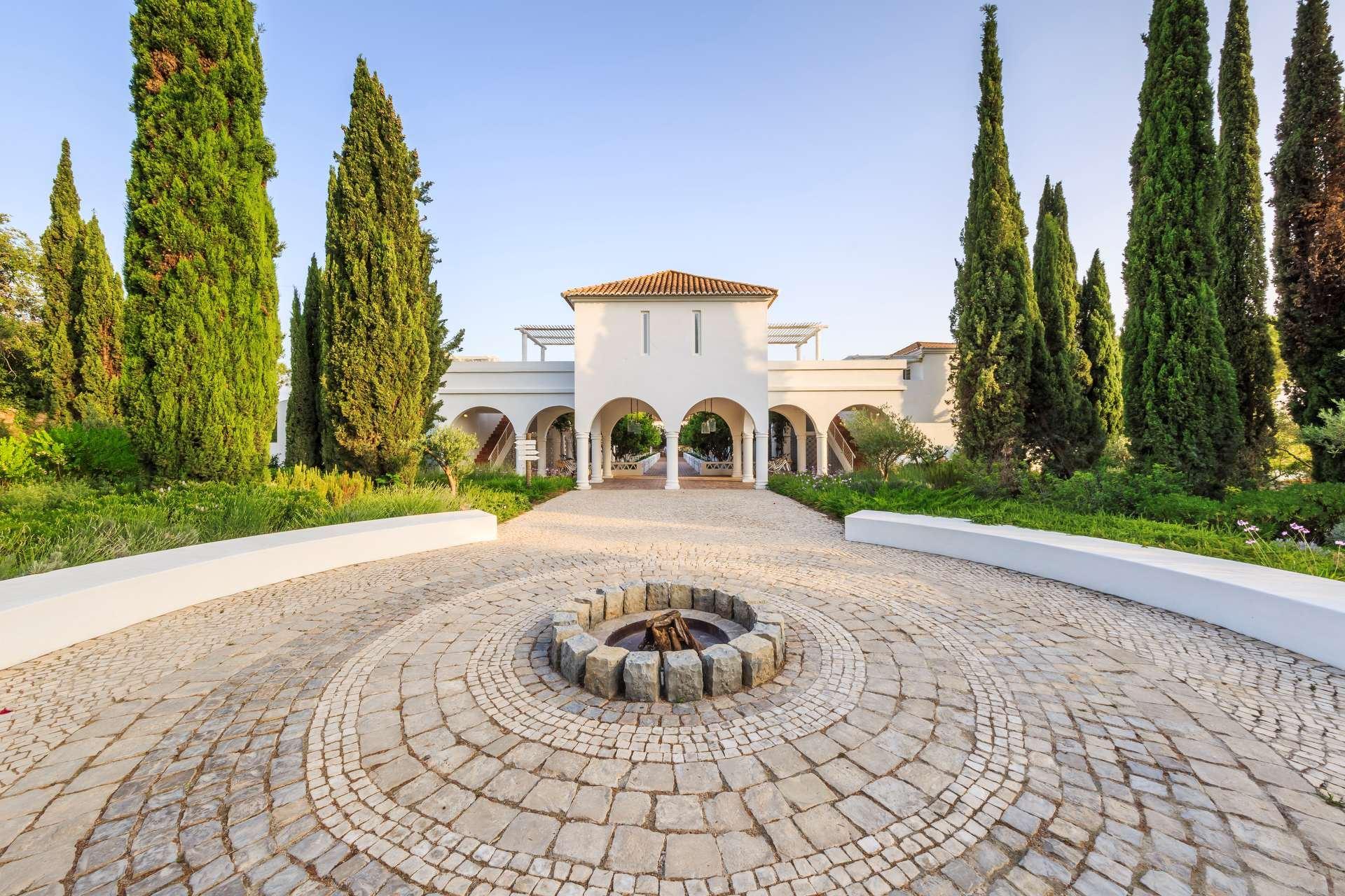 Vila Monte Farm House luxe hotel deals