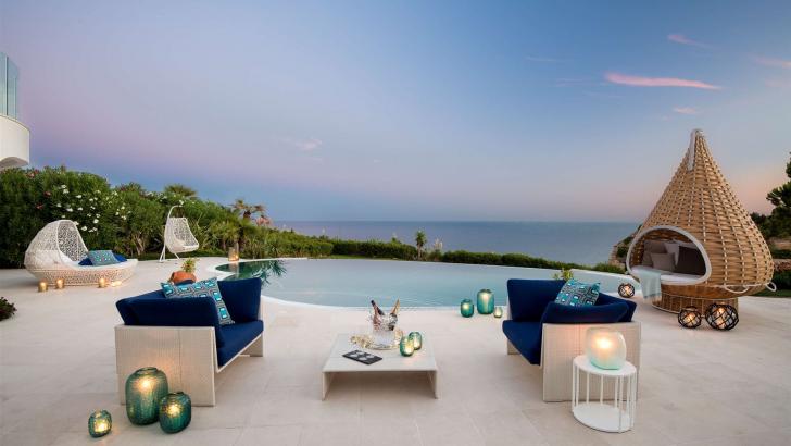 VILA VITA Parc Resort & Spa luxe hotel deals