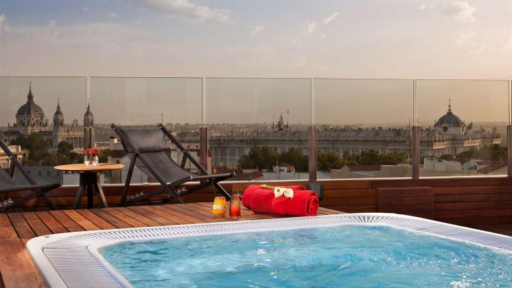 Palacio de los Duques, a Gran Meliá Hotel luxe hotel deals